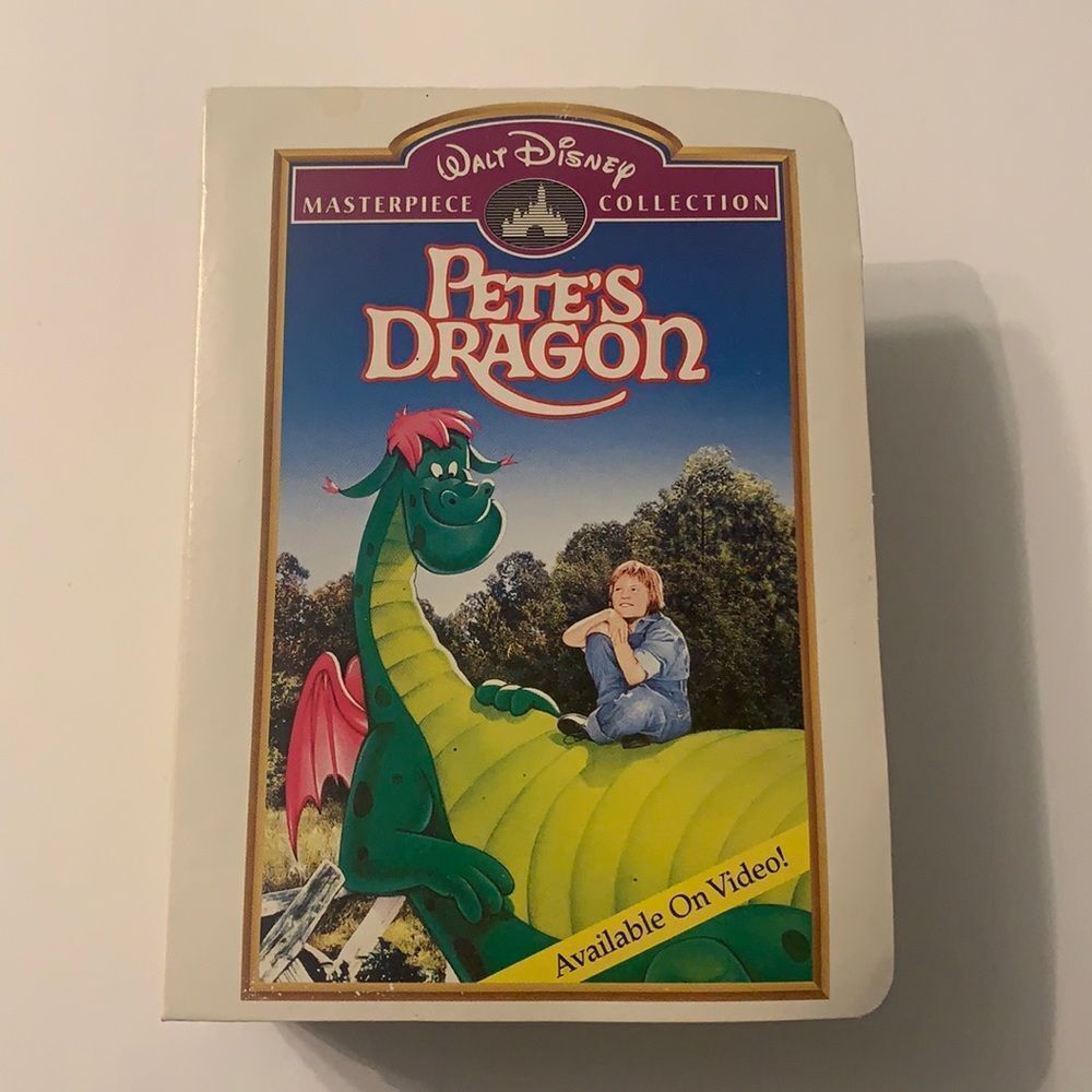 Vintage Disney Collectible Pete's Dragon 1996 McDonald's Figure Case